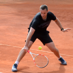 Tomáš Kainráth na Masters využil absence vítěze seriálu