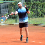 Tomáš Kainráth na Masters využil absence vítěze seriálu