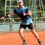 Tomáš Kainráth na Masters využil absence vítěze seriálu