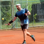 Tomáš Kainráth na Masters využil absence vítěze seriálu