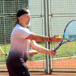 Tomáš Kainráth na Masters využil absence vítěze seriálu