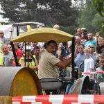 Dráchovská Traktoriáda přilákala stovky lidí. Největší show nabídla jízda pralesem