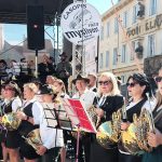 Vodníci i myslivci oblékají zelenou a potkali se v Třeboni