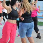 Na milevském koupališti se cvičila zumba v latinskoamerickém rytmu