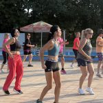 Na milevském koupališti se cvičila zumba v latinskoamerickém rytmu