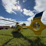 Při čelním střetu dvou aut na Budějovicku se zranili tři lidé. K nehodě vzlétl vrtulník
