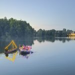 VIDEO. Benátská noc v Borovanech opět lákala. Posádky šťastně dorazily do cíle za hudebního doprovodu kapely Paradoxy