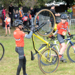 Bernartický cyklokros opanoval Jakub Elbadri z Prostějova