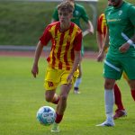 Fotbal: Krumlovská rezerva si otevřela střelnici. Chvalšiny odjely s půltuctem i červenou kartou