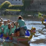 Ve Strakonicích brázdily Otavu dračí lodě. Místní Draci nasadili i dvě dětské posádky