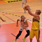 Basketbalové derby ovládla strakonická děvčata, chlapci padli i s Lions