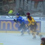 VIDEO: Kohouti zvládli premiéru v Maxa lize skvěle! Obhájci titulu z Jihlavy nasypali v mlhovém oparu šest kousků