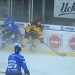 VIDEO: Kohouti zvládli premiéru v Maxa lize skvěle! Obhájci titulu z Jihlavy nasypali v mlhovém oparu šest kousků