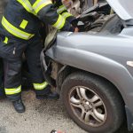 Při nehodě v Budějovicích nedal řidič přednost v jízdě, další nezvládl řízení u Lišova