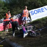 VIDEO: Strmý vrch v Chýnově přilákal závodníky od dětí až po zkušené jezdce