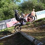 VIDEO: Strmý vrch v Chýnově přilákal závodníky od dětí až po zkušené jezdce