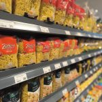 V Měšicích otevřel supermarket COOP TIP. Davy zákazníků už čekaly
