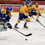Králové vedení s houževnatým soupeřem nedotáhli, po nájezdech se radoval Hronov