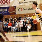 VIDEO: Sršni vyválčili bojovností ve druhé půli s Děčínem výhru