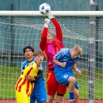 Fotbal: Deset ran v podzámčí! Starší dorost Krumlova zničil Strakonice 8:2