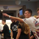 Beer pong plní české hospody, baví hlavně mladé