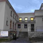 Ani do konce září se práce na milevském domě kultury nestihly