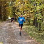 VIDEO: Vítězství na Krosu okolo Soukeníku vybojoval bývalý mistr republiky v maratonu. Mezi ženami vládla Zita Plachá z Tábora