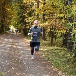 VIDEO: Vítězství na Krosu okolo Soukeníku vybojoval bývalý mistr republiky v maratonu. Mezi ženami vládla Zita Plachá z Tábora
