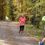 VIDEO: Vítězství na Krosu okolo Soukeníku vybojoval bývalý mistr republiky v maratonu. Mezi ženami vládla Zita Plachá z Tábora