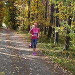 VIDEO: Vítězství na Krosu okolo Soukeníku vybojoval bývalý mistr republiky v maratonu. Mezi ženami vládla Zita Plachá z Tábora