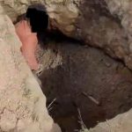 VIDEO: Policisté přistihli od léta desítky lidí při hledání vzácných vltavínů