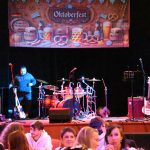 Bavorských krojů a piva bylo dost. Soběslav si užila první Oktoberfest