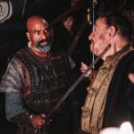 Hollywoodský herec John Rhys-Davies, představitel trpaslíka Gimliho, natáčel v Písku a nahrál vzkaz Jihočechům