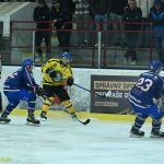 VIDEO: Derby ve Veselí nad Lužnicí nabídlo souboj o první místo! Do čela krajské hokejové ligy se vyhoupla Soběslav