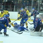 VIDEO: Derby ve Veselí nad Lužnicí nabídlo souboj o první místo! Do čela krajské hokejové ligy se vyhoupla Soběslav