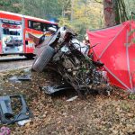 AKTUALIZOVÁNO: U Majdaleny se stala tragická nehoda. Mladý řidič zemřel po nárazu do stromu