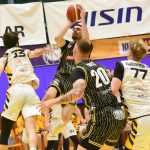 VIDEO: Po dramatickém závěru ukončila Opava domácí neporazitelnost Sršňů