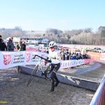 Juniorka Barbora Bukovská ovládla Světový pohár v cyklokrosu v Táboře! Domácí junior Tadeáš Pazourek obsadil 24. místo