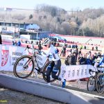 Juniorka Barbora Bukovská ovládla Světový pohár v cyklokrosu v Táboře! Domácí junior Tadeáš Pazourek obsadil 24. místo