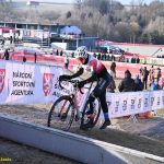 Juniorka Barbora Bukovská ovládla Světový pohár v cyklokrosu v Táboře! Domácí junior Tadeáš Pazourek obsadil 24. místo