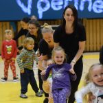 Sokolská akademie naplnila sportovní halu filmovou hudbou