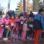 Charitativní běh a pochod na pomoc mladým onkologickým pacientům měl u táborské Hýlačky rekordní účast