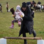 Podzimní Hubertskou vyjížďku si v Dobrošově a Klisinci užili jezdci i diváci