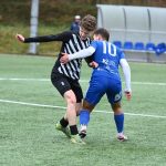 VIDEO: Devatenáctka Táborska vydřela všechny body proti poslední Admiře. Po změně stran rozhodl ranou k tyči Benjamin