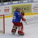 Kohouti dotáhli s Chomutovem dvoubrankovou ztrátu. Vítězství v nájezdech zařídil kapitán Pech