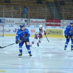 VIDEO: Hokejisté Tábora dostali od Třebíče šest gólů. V závěru zkusili hrát přes pět minut bez brankáře