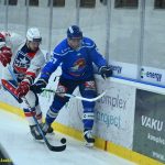 VIDEO: Hokejisté Tábora dostali od Třebíče šest gólů. V závěru zkusili hrát přes pět minut bez brankáře