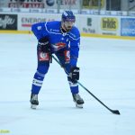 VIDEO: Hokejisté Tábora dostali od Třebíče šest gólů. V závěru zkusili hrát přes pět minut bez brankáře