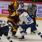 Kohouti si poprvé vyzkoušeli novou arénu v Jihlavě. Jediný gól Plášila ale na body nestačil