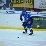 VIDEO: Kohouti sehráli s Porubou další vyrovnanou bitvu. Rozhodnutí přišlo po faulu brankáře